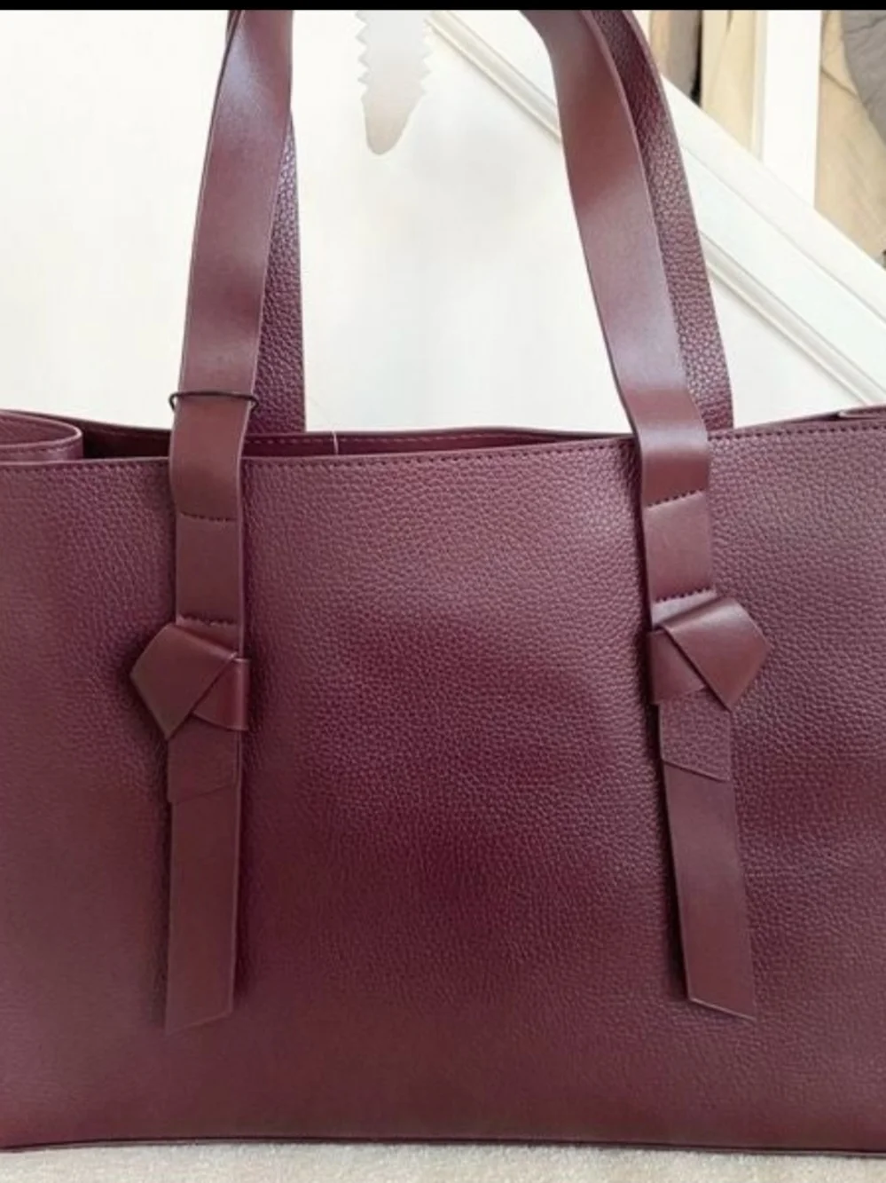 Rachel Zoe NWT Wine Arialith Bordo Vegan Faux Leather Tote Shoulder Bag - Picture 6 of 8